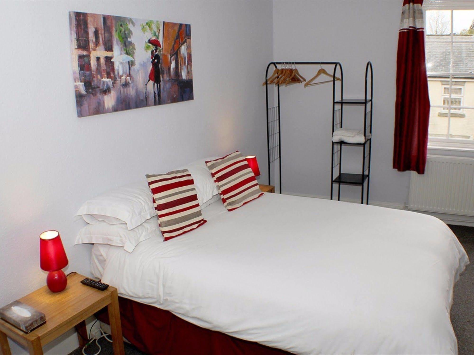 Bed and Breakfast The Crown à West Haddon Extérieur photo